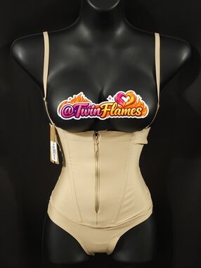 Skims Body Core Sculpting Waist Cincher Thong PN-THG-8650W Clay Size XS